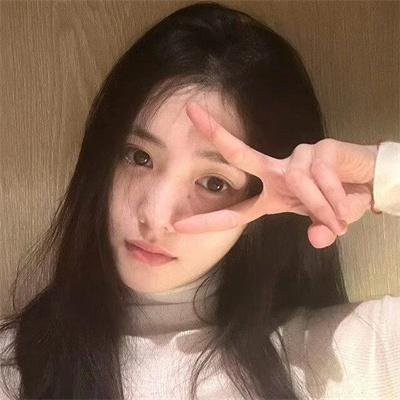 湖畔春晓